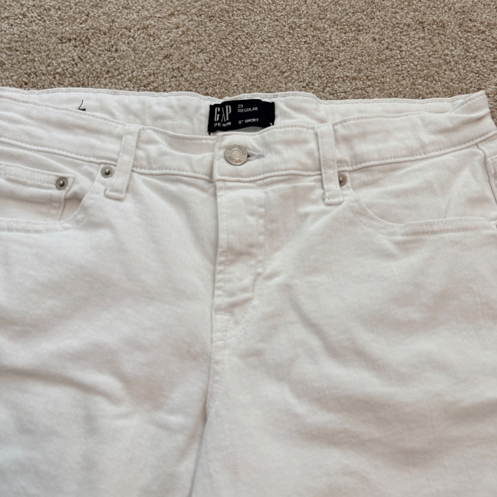 GAP Denim Shorts Women 29 White 5" Inseam Mid Rise Stretch Cotton - Picture 3 of 7
